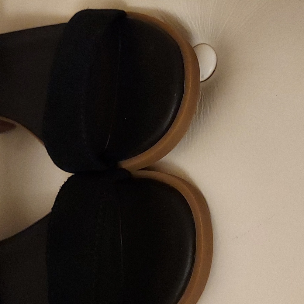 Suede Sandals 9/20 - Picture 7 of 10